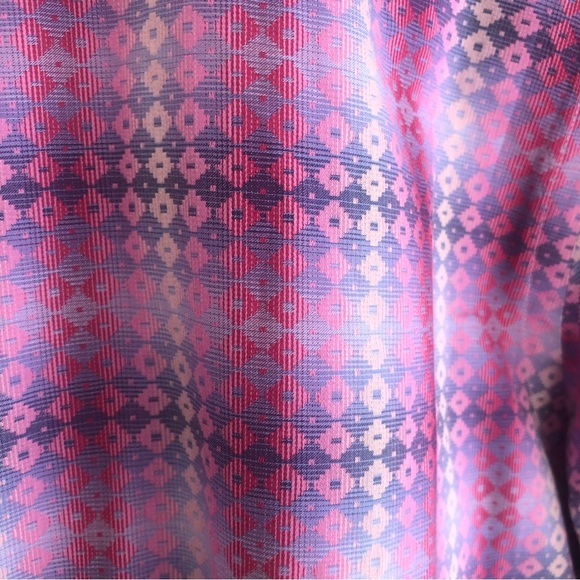 Stunningly Beautiful Bugatchi Men’s Shirt with pink , grey and cream accents - Picture 4 of 10
